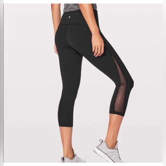 Lululemon EUC Swift speed luxtreme black crop tight, sheer leg cutout, midrise,2 - Picture 1 of 6